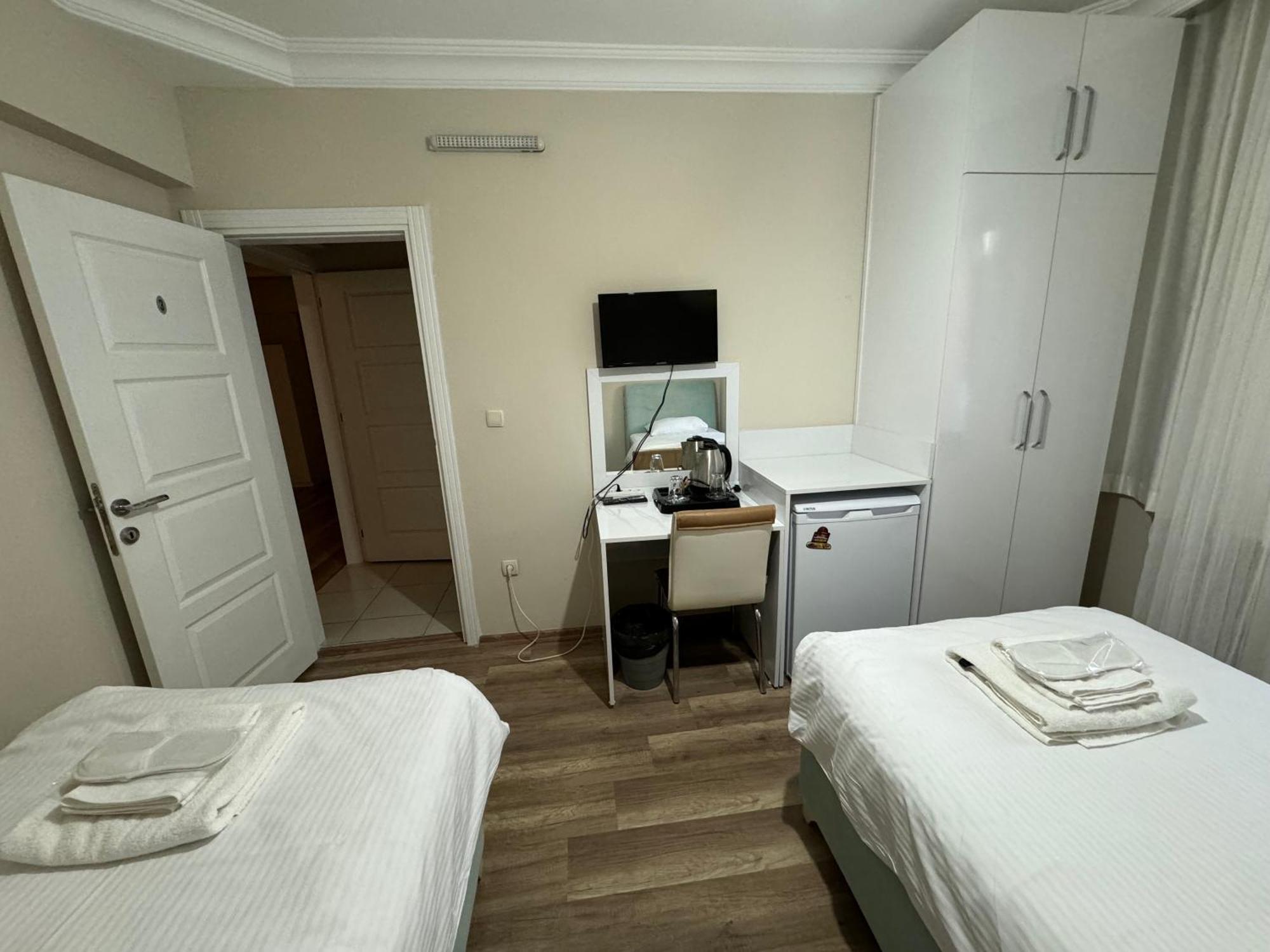 Doga Villa Guest House Бююкчекмедже Экстерьер фото