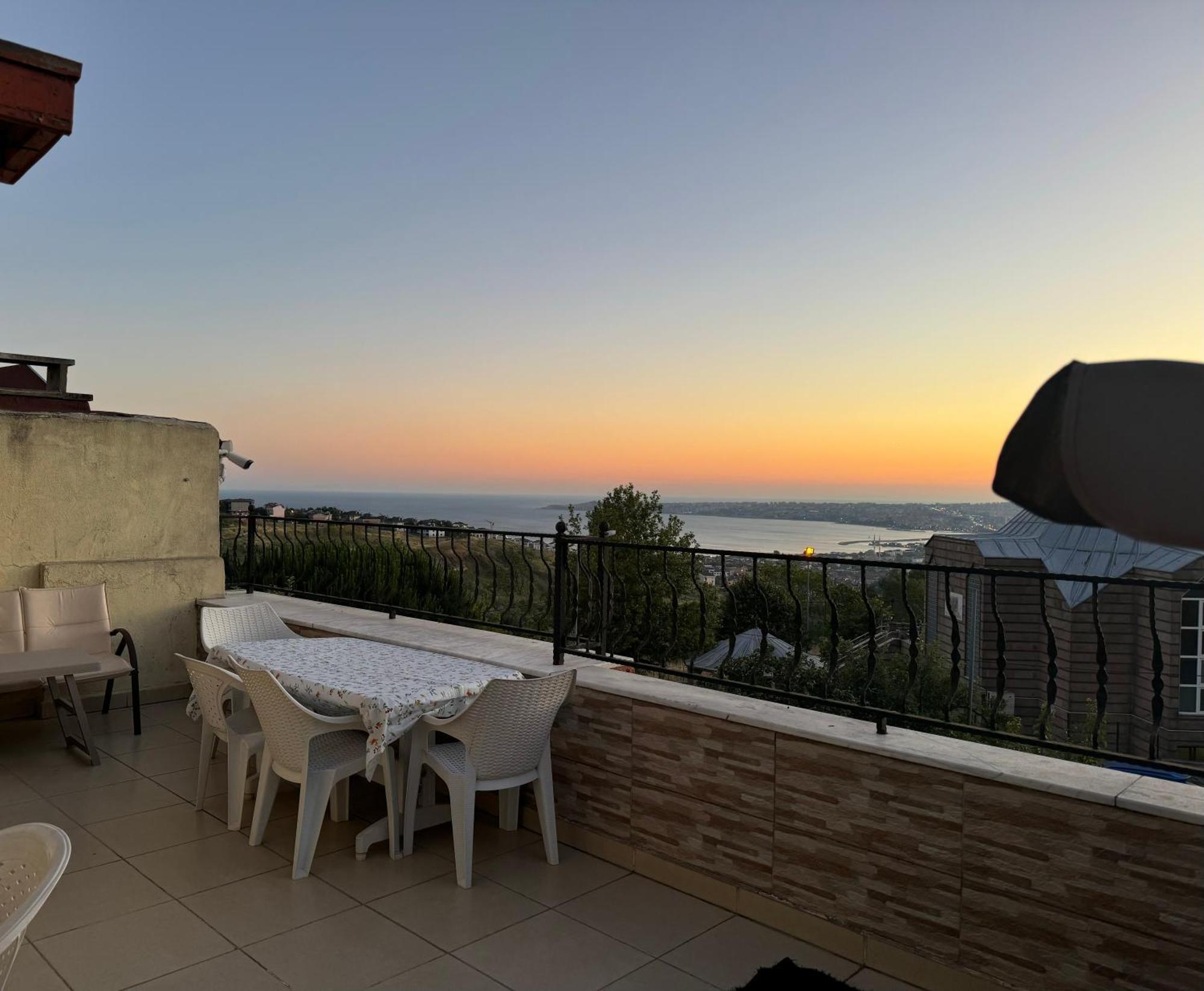 Doga Villa Guest House Бююкчекмедже Экстерьер фото
